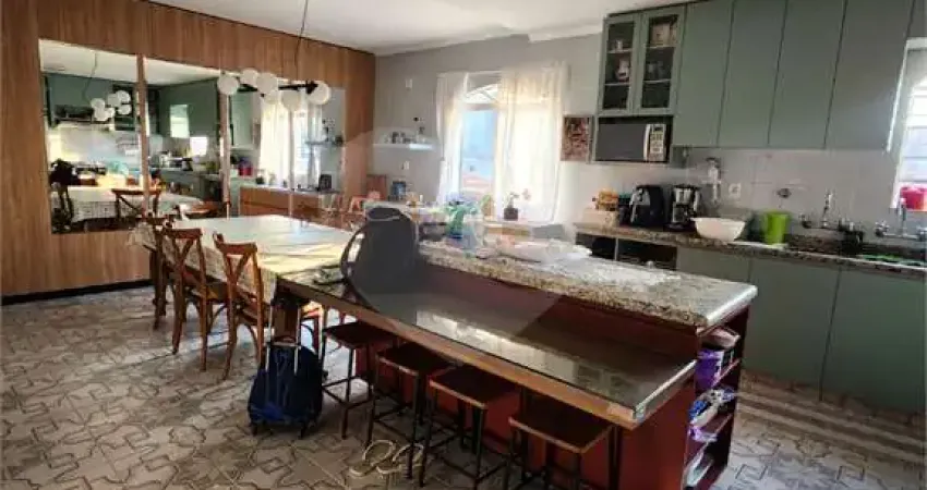 Casa comercial para alugar na Rua Maria Zélia, 172, Pirituba, São Paulo