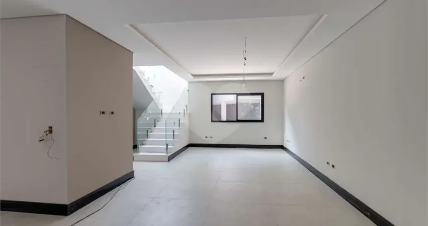 Terreno em condomínio fechado à venda na Rua Robélia, 654, Chácara Flora, São Paulo