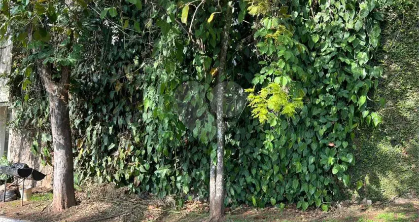 Terreno em condomínio fechado à venda no Morumbi, São Paulo