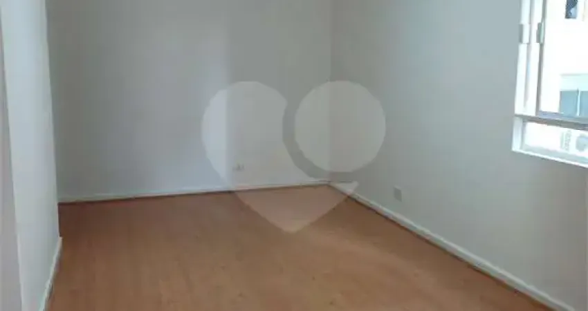 Apartamento com 2 quartos à venda na Alameda Santos, 1343, Jardim Paulista, São Paulo