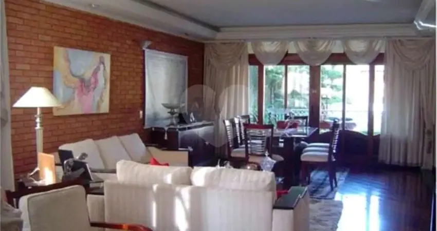 Casa comercial à venda no Tremembé, São Paulo