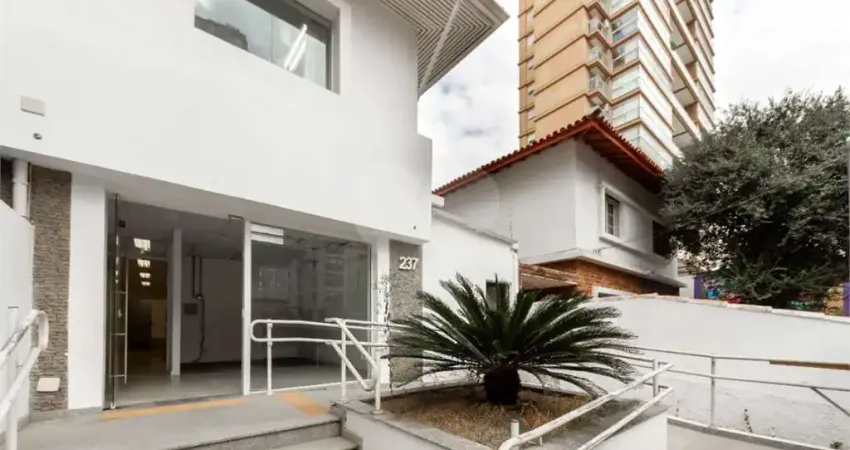 Casa comercial à venda na Desembargador Aguiar Valim, 237, Vila Nova Conceição, São Paulo