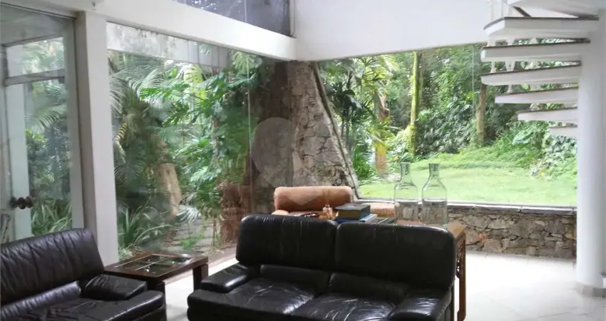 Casa comercial à venda na Rua Padre Francisco Amos Connor, 83, Tremembé, São Paulo