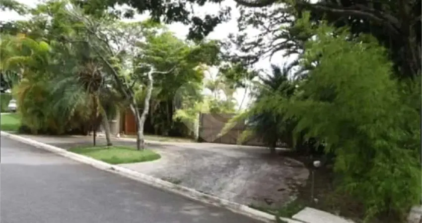 Terreno em condomínio fechado à venda no Alphaville, Santana de Parnaíba 