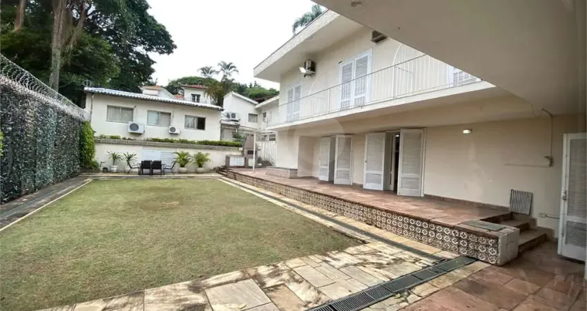 Casa comercial à venda em Moema, São Paulo 