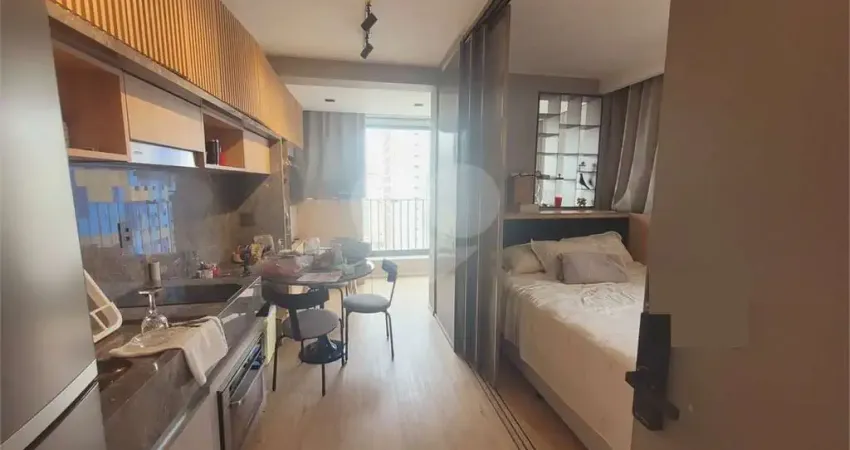 Kitnet / Stúdio à venda em Cerqueira César, São Paulo
