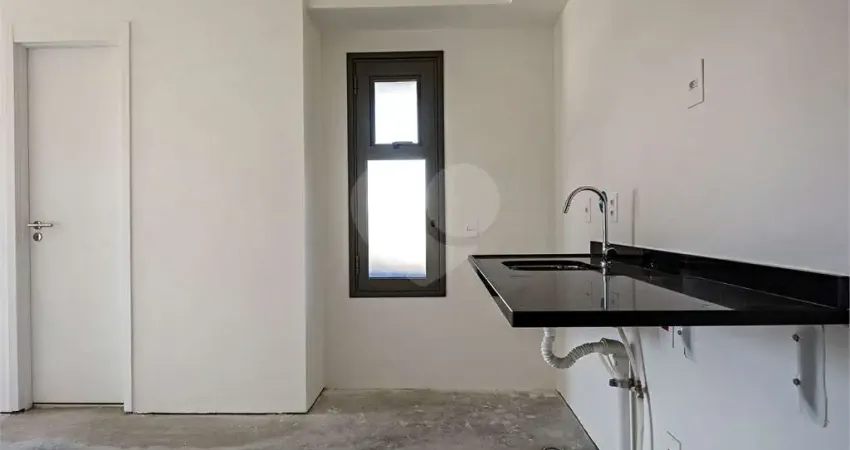 Kitnet / Stúdio à venda na Rua Barão de Jaceguai, 1543, Campo Belo, São Paulo