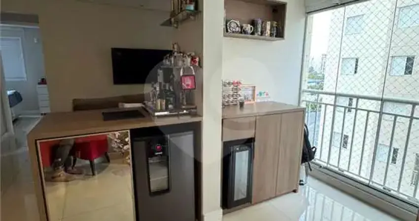 Apartamento com 2 quartos à venda na Rua Dona Ana Neri, 581, Cambuci, São Paulo