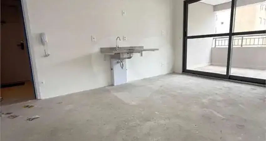 Kitnet / Stúdio à venda em Moema, São Paulo