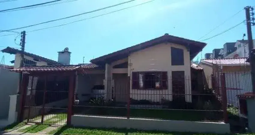 Casa com 3 quartos à venda na Rua Paraíso, Pinheiro, São Leopoldo