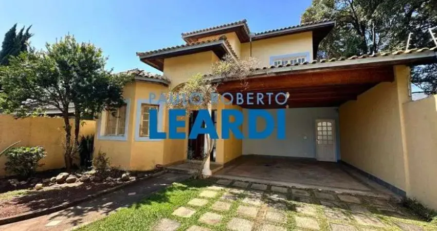 CASA ASSOBRADADA - VILA PETRÓPOLIS - SP