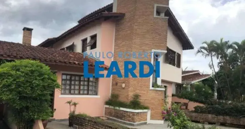 Casa com 4 quartos para alugar no Jardim Paulista, Atibaia 