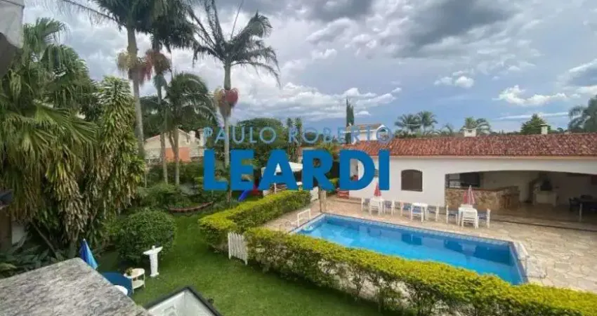 CASA ASSOBRADADA - JARDIM ITAPERI - SP
