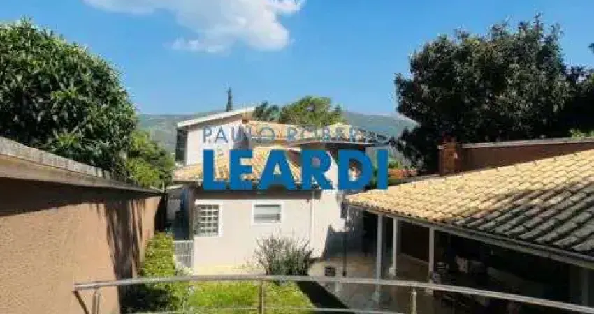 CASA TÉRREA - VILA PETRÓPOLIS - SP