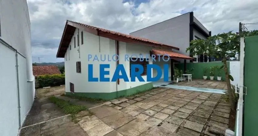 SOBRADO - CENTRO - SP