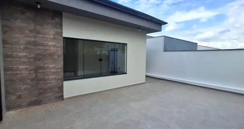 Linda casa térrea disponível para locação no jardim santa bárbara!