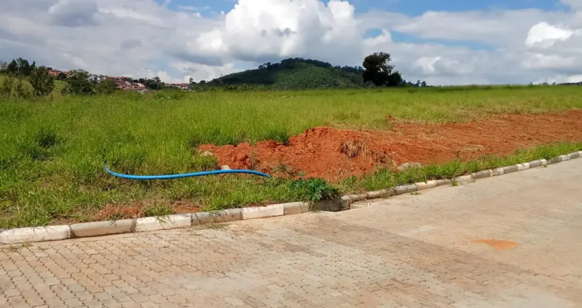 Oportunidade!!! Lotes em excelente localização com preço abaixo do valor de mercado!