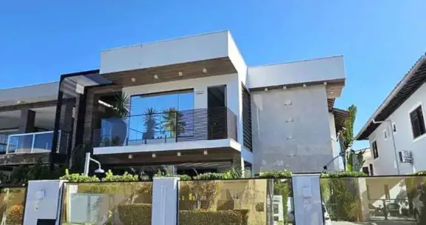 Casa à venda, 292 m² por R$ 1.800.000,00 - Jockei Club - Lauro de Freitas/BA