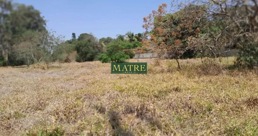 Excelente Terreno para construção de pequenos sobrados.