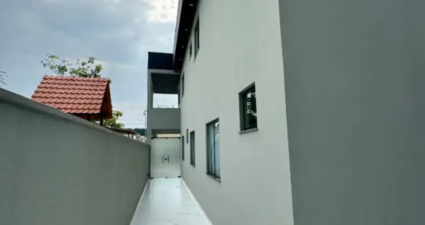 Locação casa duplex condominio forest hill com painel solar