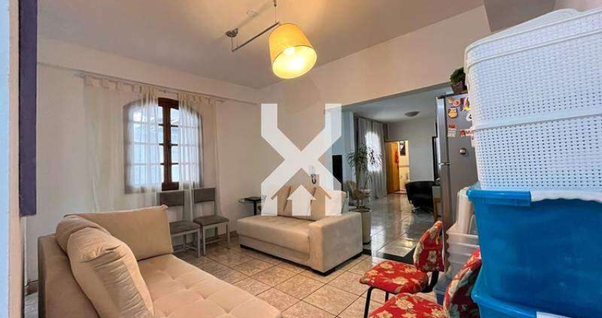 Casa à venda, 5 quartos, 1 suíte, Buritis - Belo Horizonte/MG