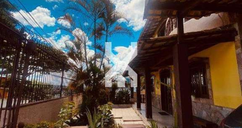 Casa à venda, 4 quartos, 2 suítes, 5 vagas, Fernão Dias - Belo Horizonte/MG