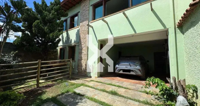 Casa à venda, 5 quartos, 1 suíte, 2 vagas, Sagrada Família - Belo Horizonte/MG
