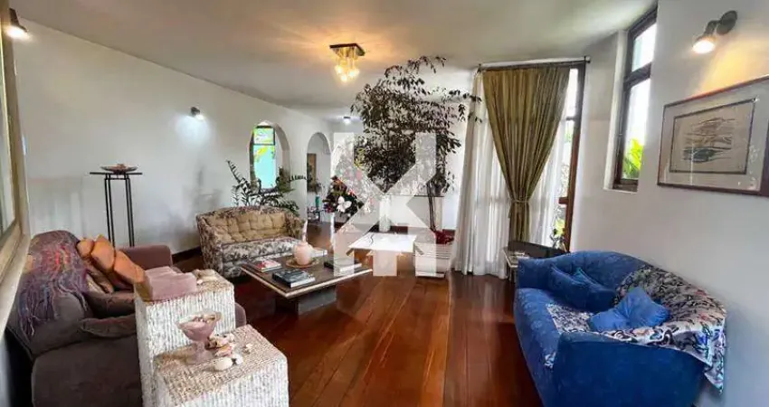 Casa à venda, 4 quartos, 3 suítes, 5 vagas, São Lucas - Belo Horizonte/MG