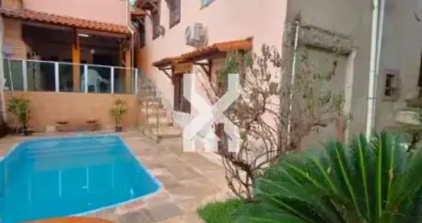 Casa à venda, 5 quartos, 2 suítes, 5 vagas, Ouro Preto - Belo Horizonte/MG