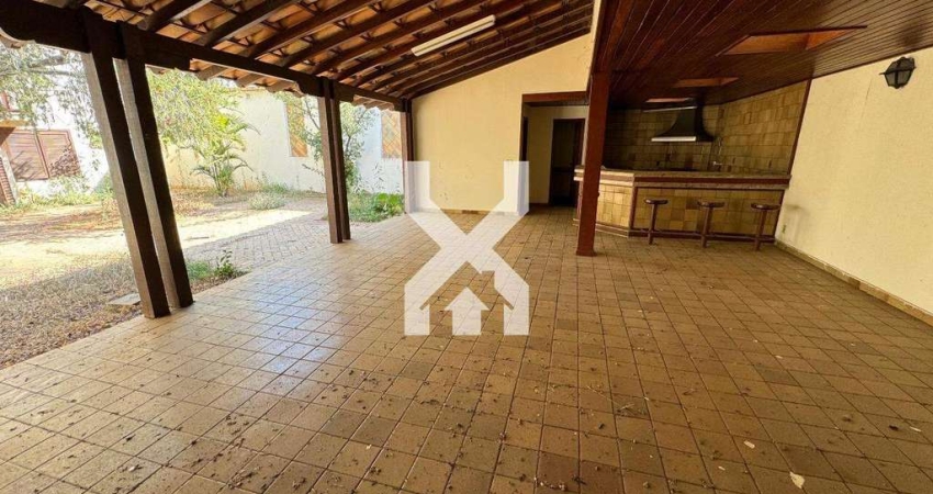 Casa à venda, 7 quartos, 2 suítes, 6 vagas, SANTA TEREZA - Belo Horizonte/MG