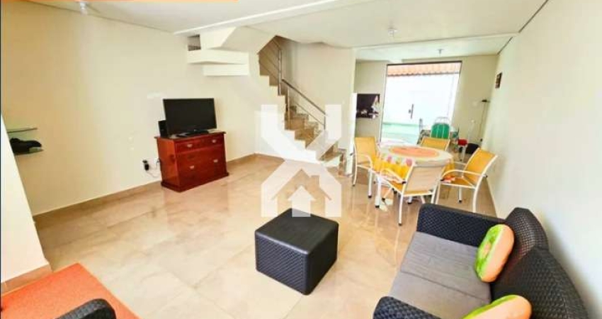 Casa geminada à venda, 3 quartos, 1 suíte, 2 vagas, Santa Rosa - Belo Horizonte/MG
