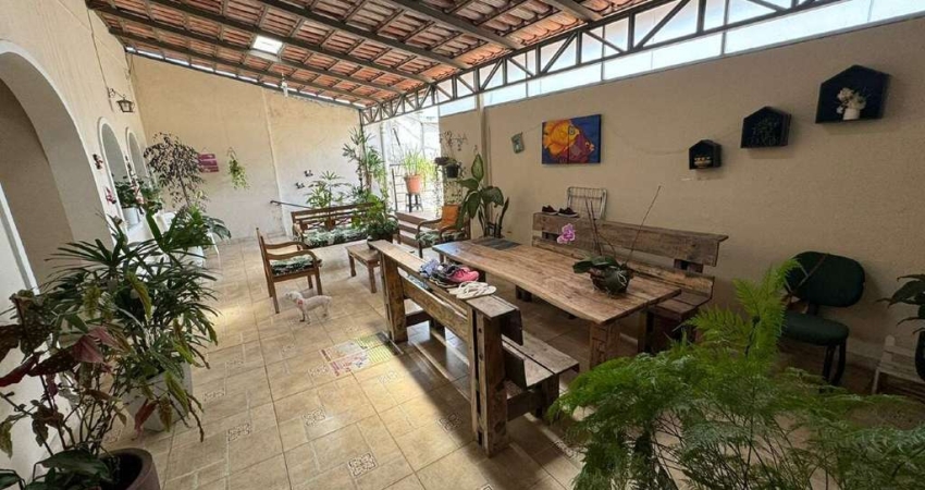 Casa à venda, 4 quartos, 2 vagas, Ipiranga - Belo Horizonte/MG