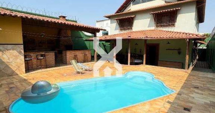Casa à venda, 4 quartos, 2 suítes, 4 vagas, Nova Vista - Belo Horizonte/MG