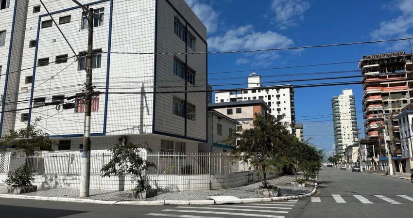 Apartamento em Praia Grande, na Vila Guilhermina com 01 dormitório.