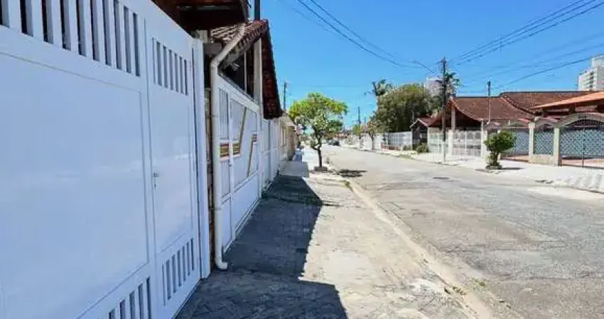 Casa jardim imperador, praia grande, 300 metros da praia 2 dormitórios, $385 mil