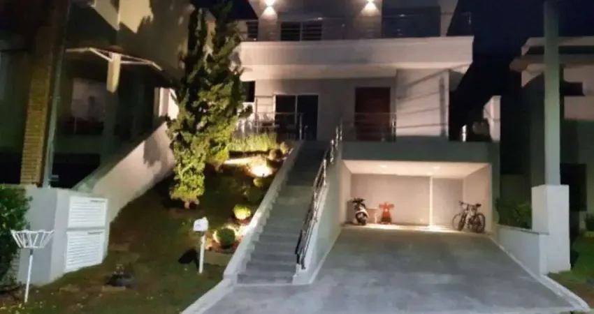 CASA PARA VENDA NO CONDOMÍNIO NEW VILLE - SANTANA DE PARNAÍBA