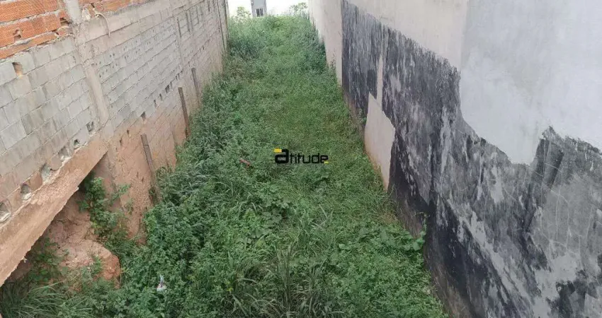 Terreno à venda na Avenida Visconde de São Domingues, Vila do Conde, Barueri