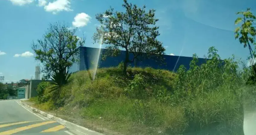 Terreno à venda na Rua Vereda Tropical, Chácara Estela, Santana de Parnaíba