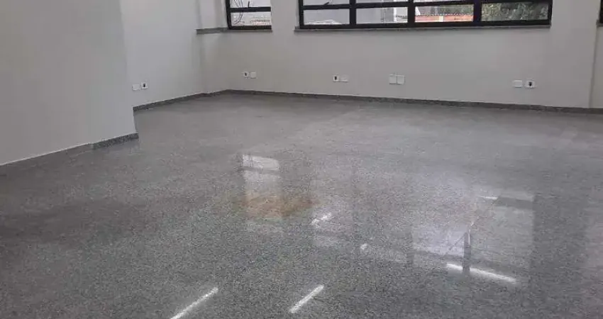 Sala comercial para alugar na Rua Jandira Guerra, Vila São João, Barueri