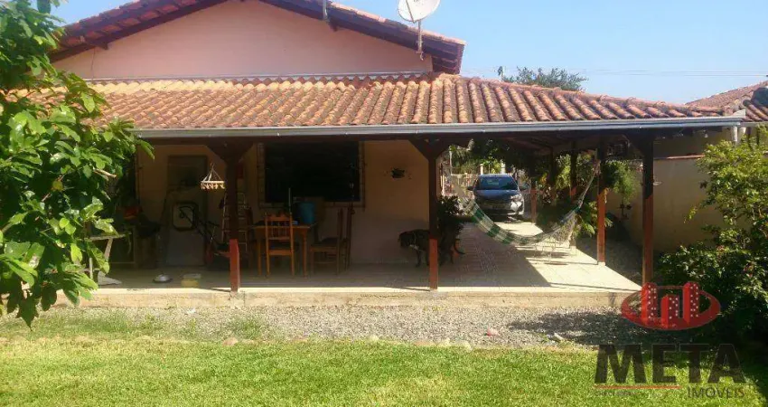 Casa com 4 dormitórios à venda, 167 m² por R$ 540.000,01 - Guanabara - Joinville/SC