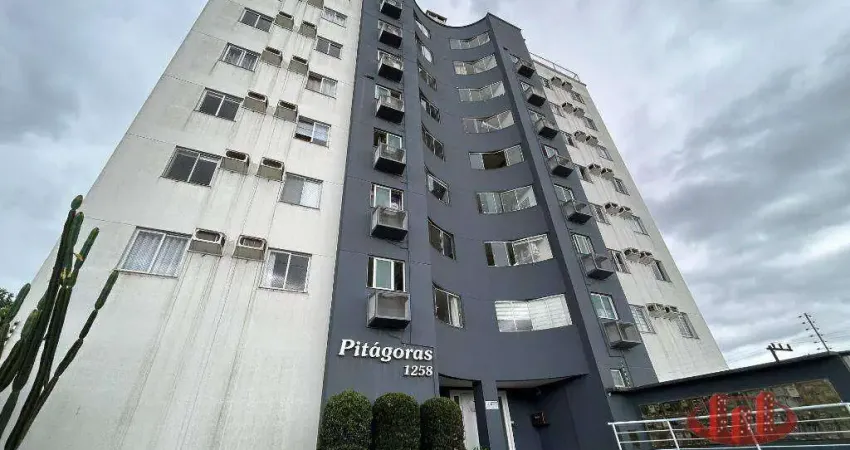 Apartamento com 2 dormitórios à venda, 72 m² por R$ 390.000,00 - Santo Antônio - Joinville/SC