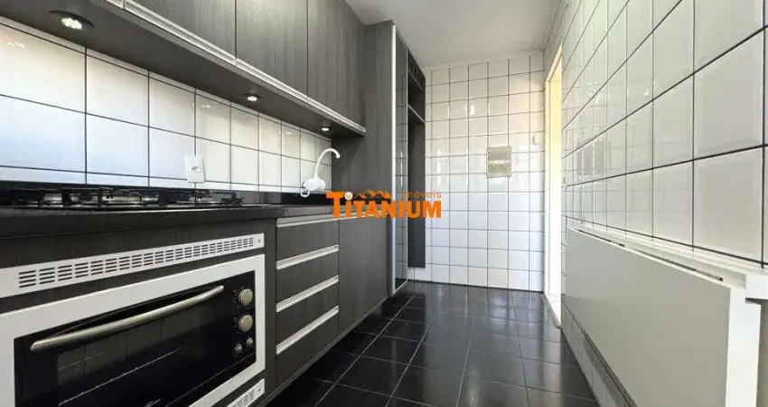 Apartamento com 3 dormitórios, terraço com churrasqueira, garagem coberta, à venda em Novo Hamburgo.
