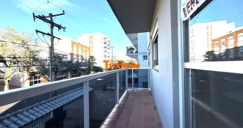 Apartamento com 2 dormitórios, espaçoso de frente, sol da manhã, sacada aberta, garagem à venda em Novo Hamburgo, Pátria Nova.