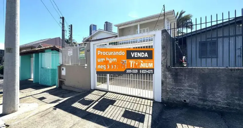 Excelente oportunidade: casa com 2 quartos espaçoso, podendo ter 3 dormitórios, 2 banheiros, pátio grande, em uma ótima localização, novo hamburgo, jardim mauá.