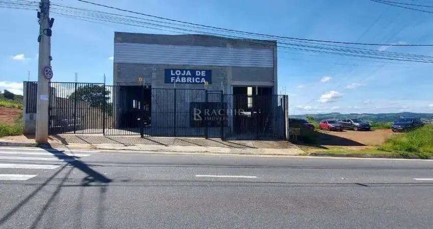 Casa comercial à venda na Avenida José Martins Ferreira, Loteamento Floresta, São José dos Campos