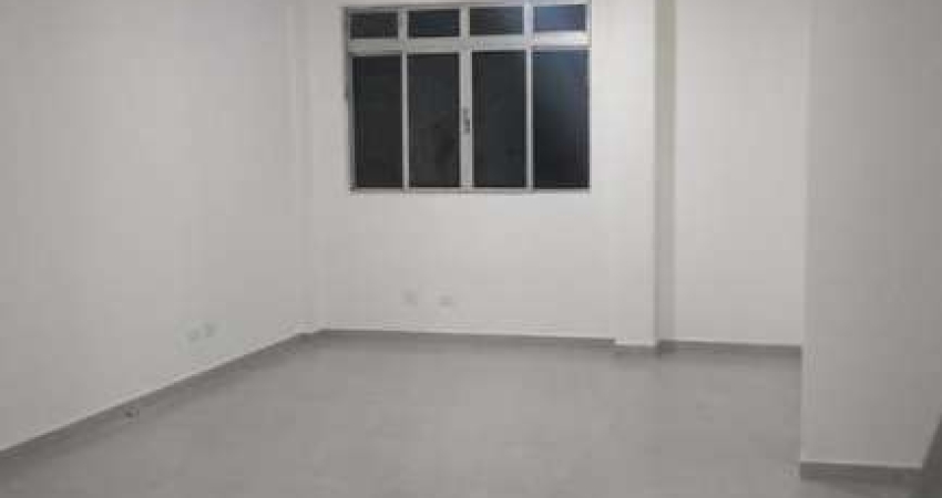 Alugo excelente sala comercial recém reformada no centro de São Vicente