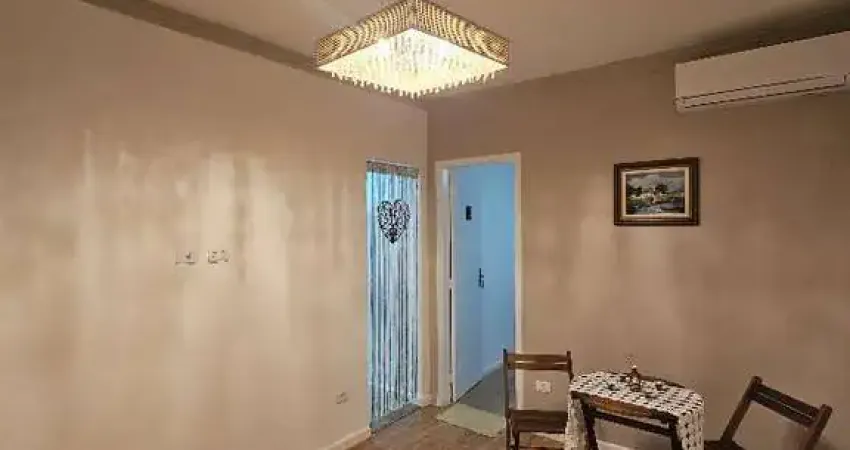 Vendo Apartamento reformado de 1 dormitório na Pompeia em Santos