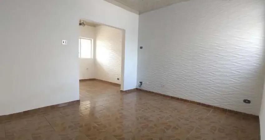 Casa com 3 quartos para alugar na Rua Campos Mello, Vila Mathias, Santos