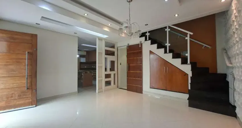 Vendo lindo sobrado triplex de alto padrão com 3 dormitórios com suítes no embaré em santos