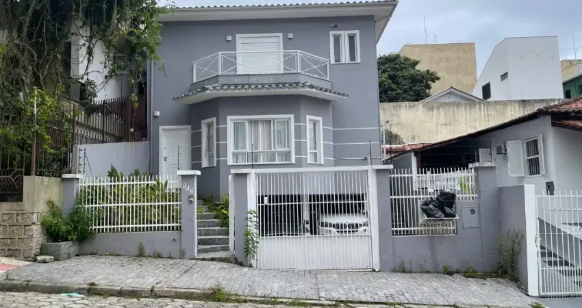 Casa com 3 quartos sendo 2 suítes em coqueiros - florianópolis - sc